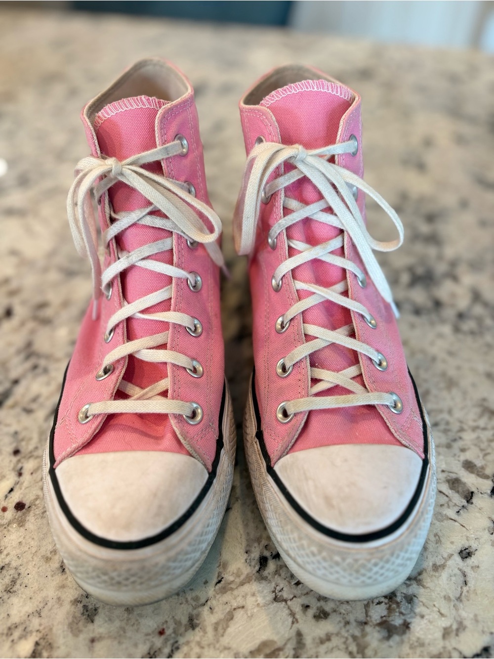Converse Chuck Taylor All Star Lift Platform Pink High Top Women’s 10